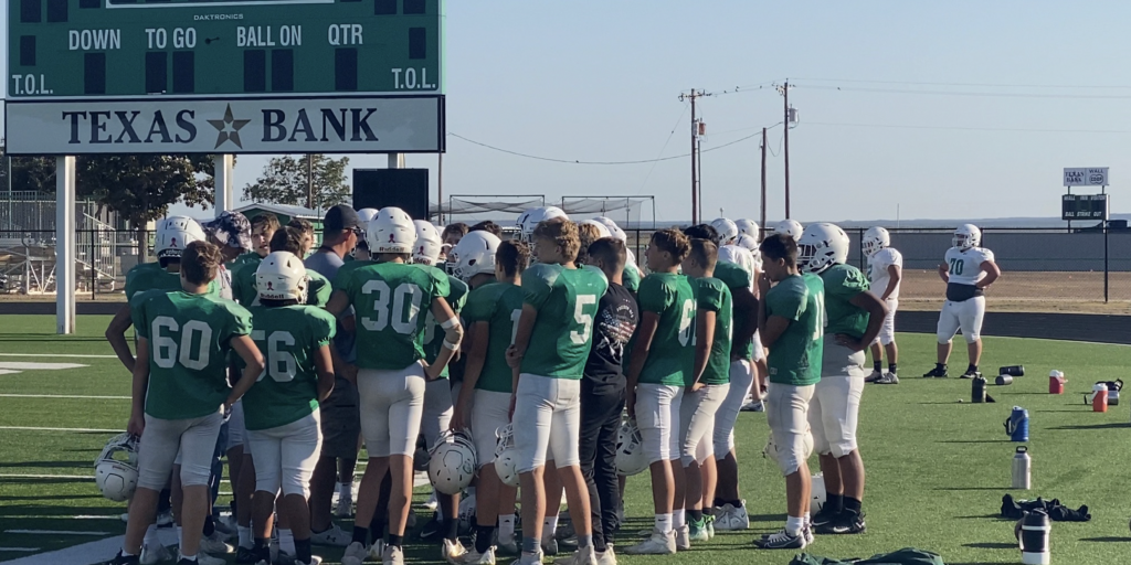 PREVIEW: Stout Wall Hawks Look to go 3-0 in District Against TLCA - Vimarsana News