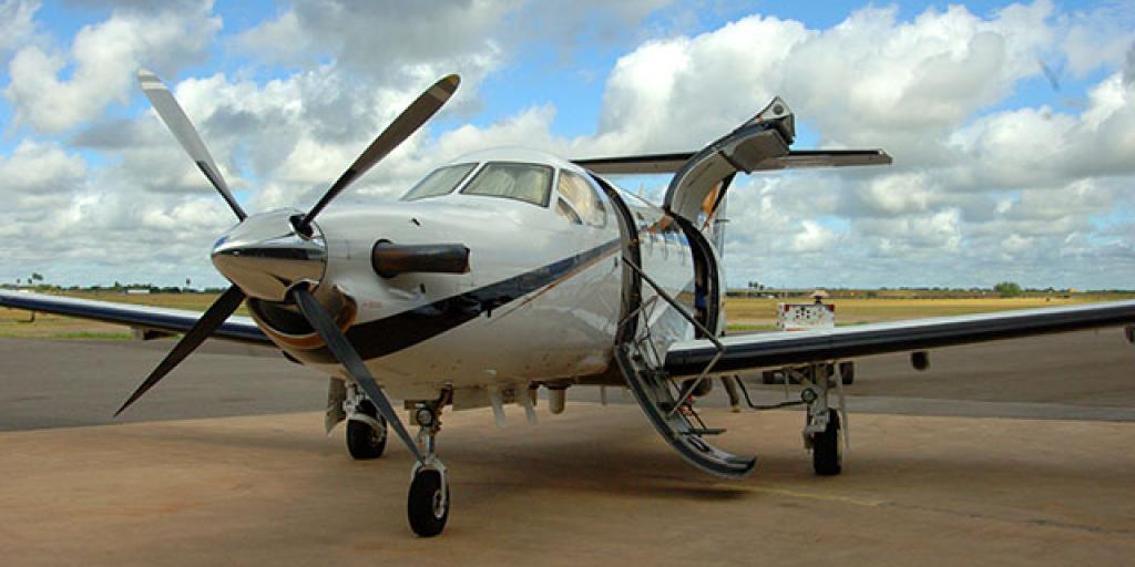 Cartel Mules Attempt to Use Airplane to Smuggle Illegal Migrants - Vimarsana News